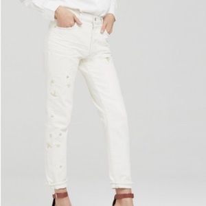 COH vintage white rosette